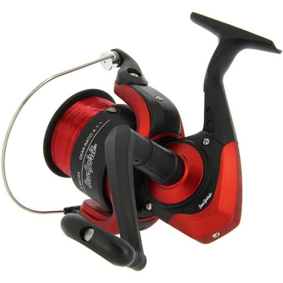 NEW LARGE SEA SPIRIT 70 RED FISHING BEACH PIER REEL AND LINE FIXED SPOOL 